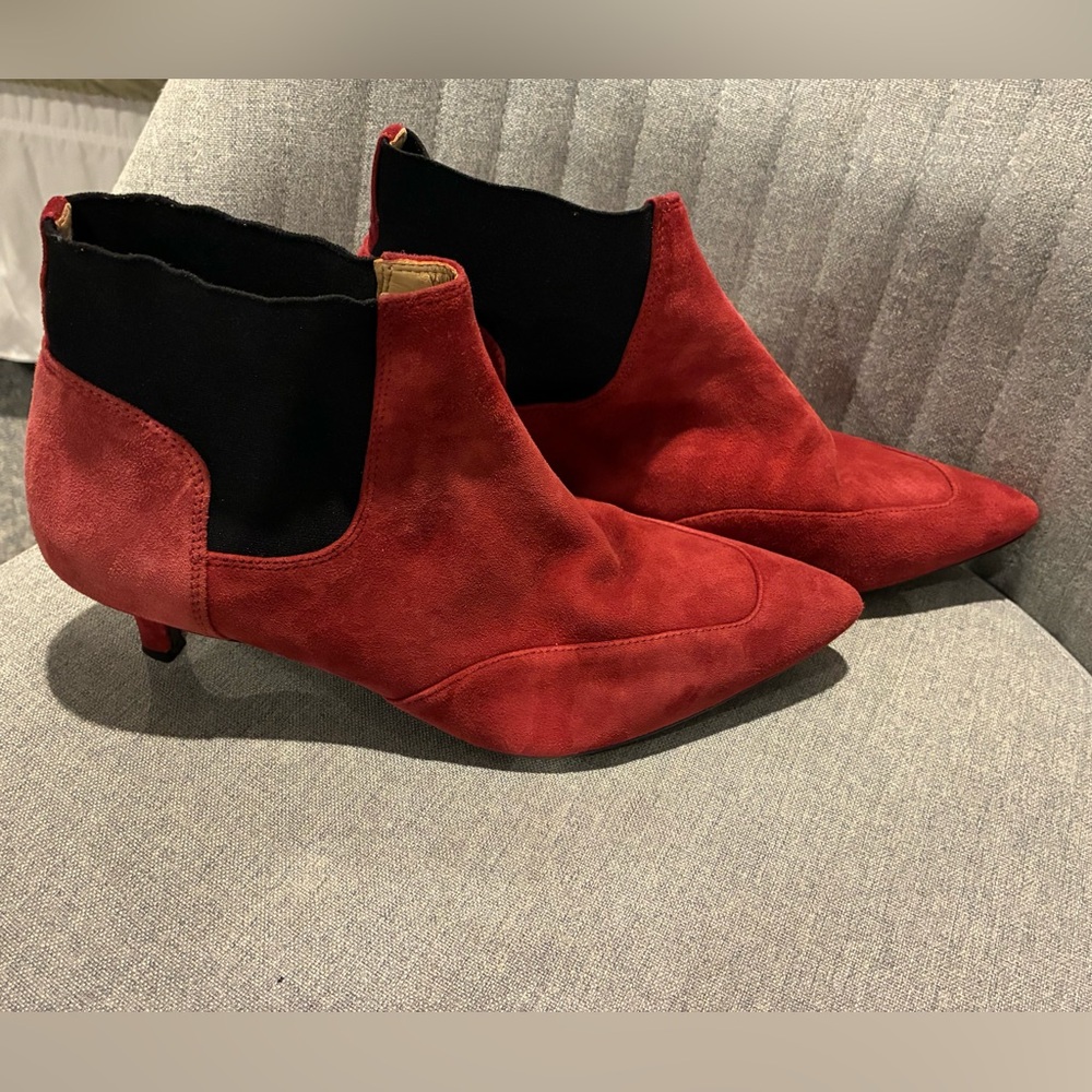 Naturalizer Red and Black Suede Ankle Booties